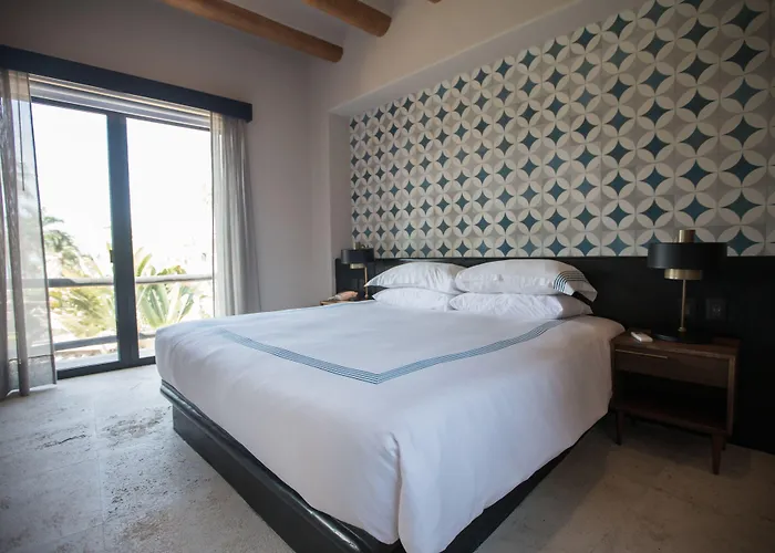 Thompson Zihuatanejo, A Resort, By Hyatt Hotel