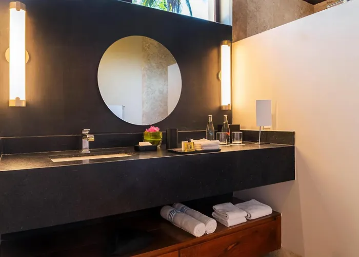 Hotel Thompson Zihuatanejo, A Resort, By Hyatt 5*