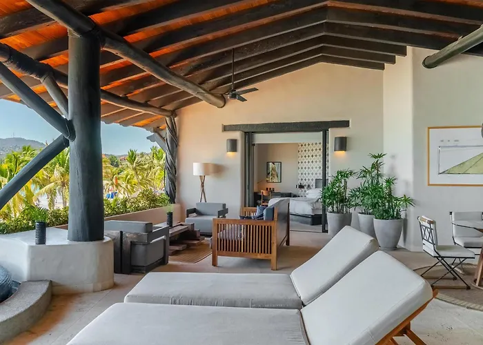 Thompson Zihuatanejo, A Resort, By Hyatt Zihuatanejo