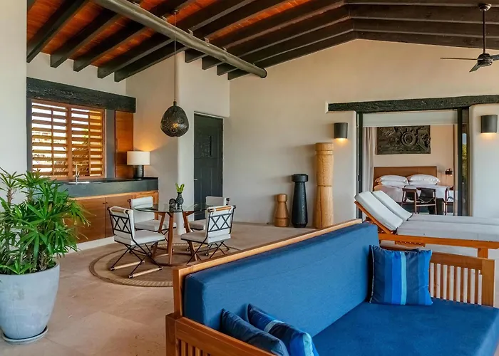Thompson Zihuatanejo, A Resort, By Hyatt Hotel 5*