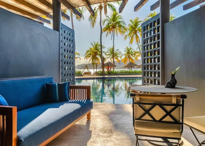 Thompson Zihuatanejo, A Resort, By Hyatt Hotel Zihuatanejo