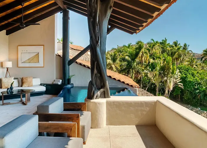 Thompson Zihuatanejo, A Resort, By Hyatt Hotel Zihuatanejo