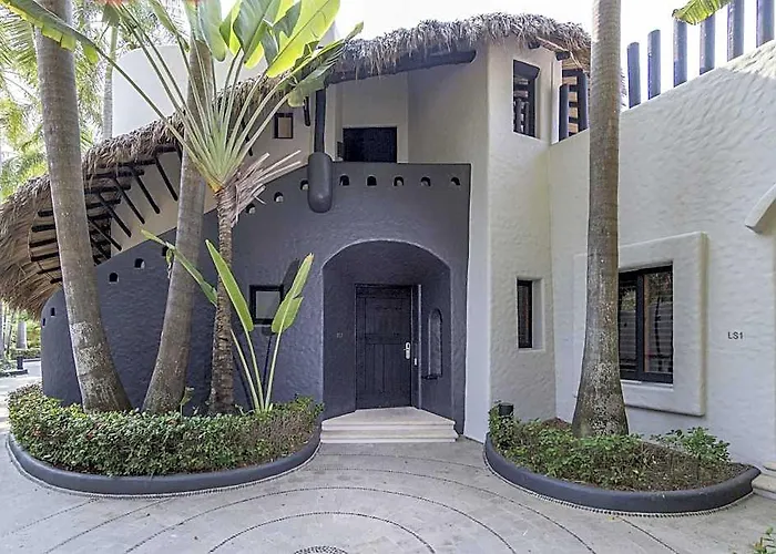 Hotel Thompson Zihuatanejo, A Resort, By Hyatt Zihuatanejo