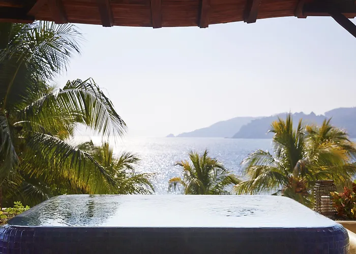 Thompson Zihuatanejo, A Resort, By Hyatt Hotel Zihuatanejo
